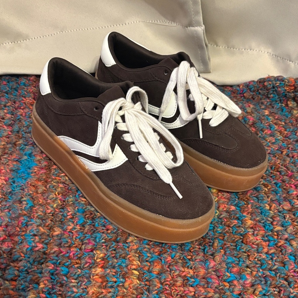 Women’s Brown Suede Low-Top Platform Sneakers with White Accent